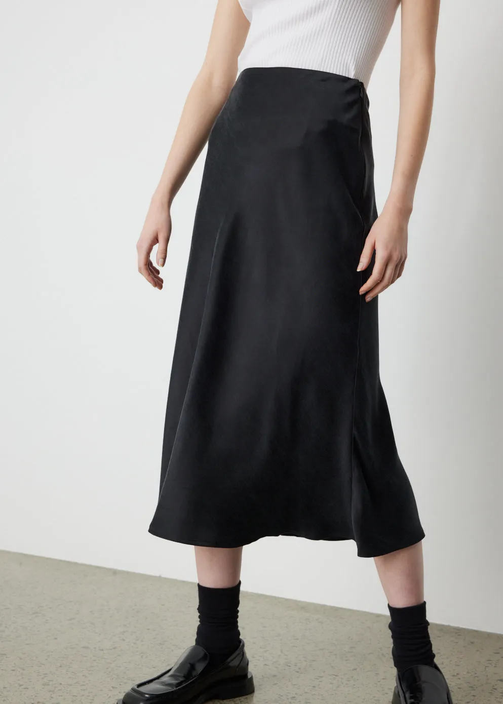 0050 Bias Cut Silky Skirt