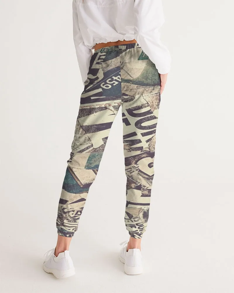 BACKGROUND LETTERS COMPOSITION Women's Track Pants