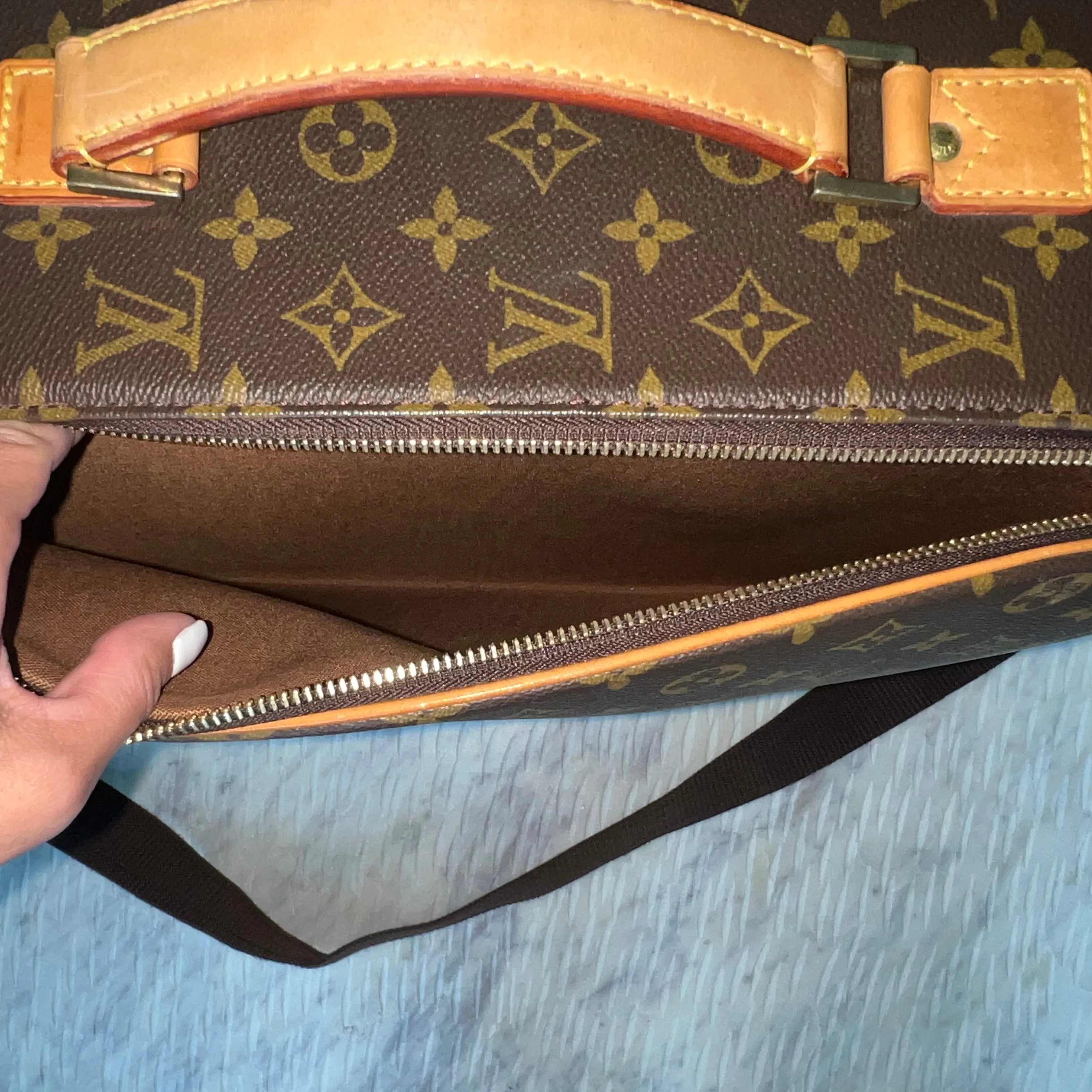 Louis Vuitton Packall Bag